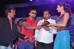 Monica Bedi, Honey Singh at Dr Ambedkar Award in Bahidas, Mumbai on 25th May 2013 (46).JPG